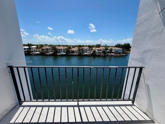 Building Photo - 1400 S Ocean Dr