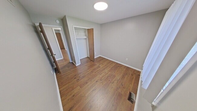 Building Photo - "3-Bedroom Haven with Modern Comforts on South Adele Circle!"