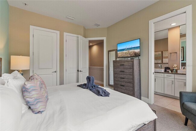 Building Photo - 2664 Sunrise Shores Dr