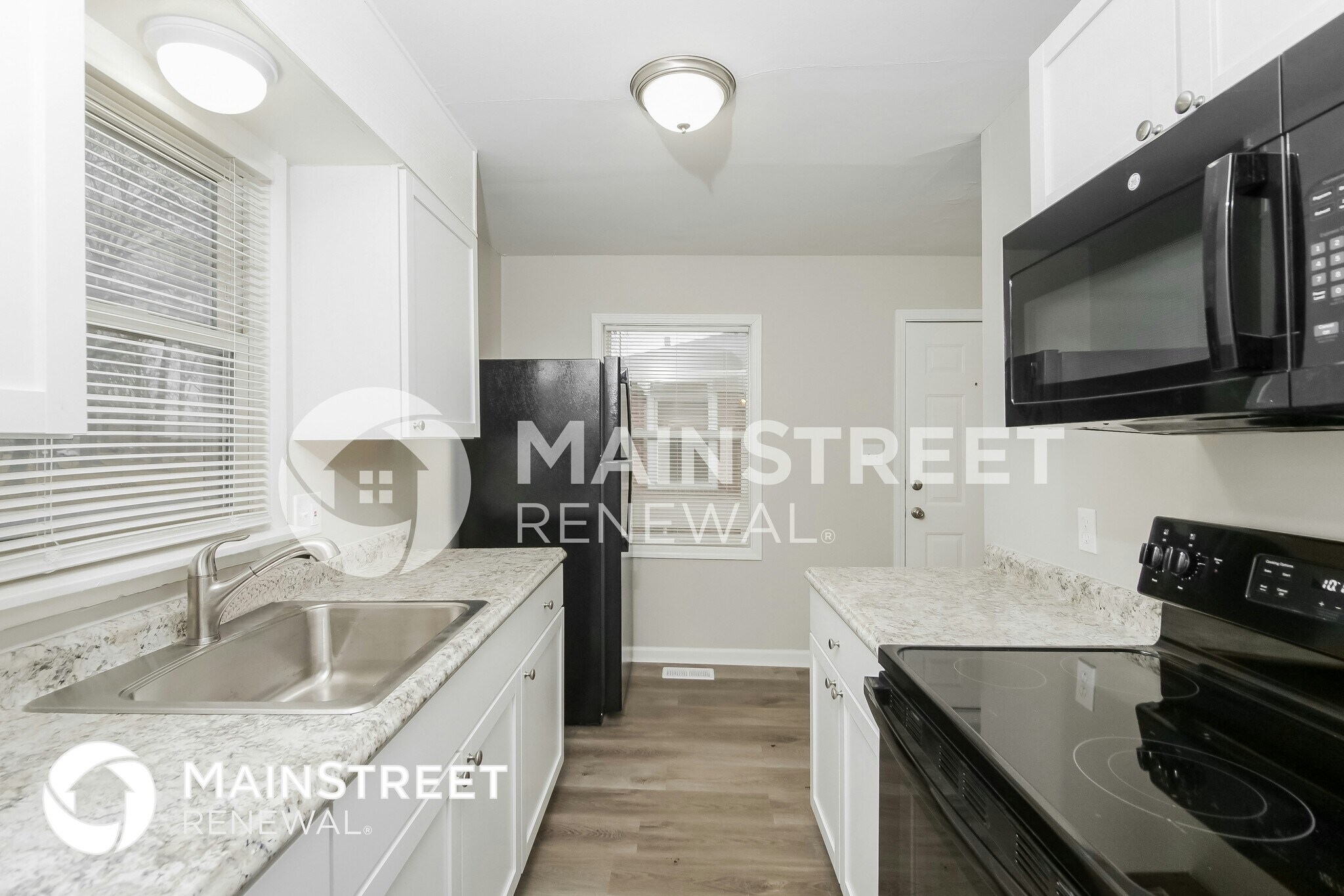 Building Photo - 4723 N Richardt Ave