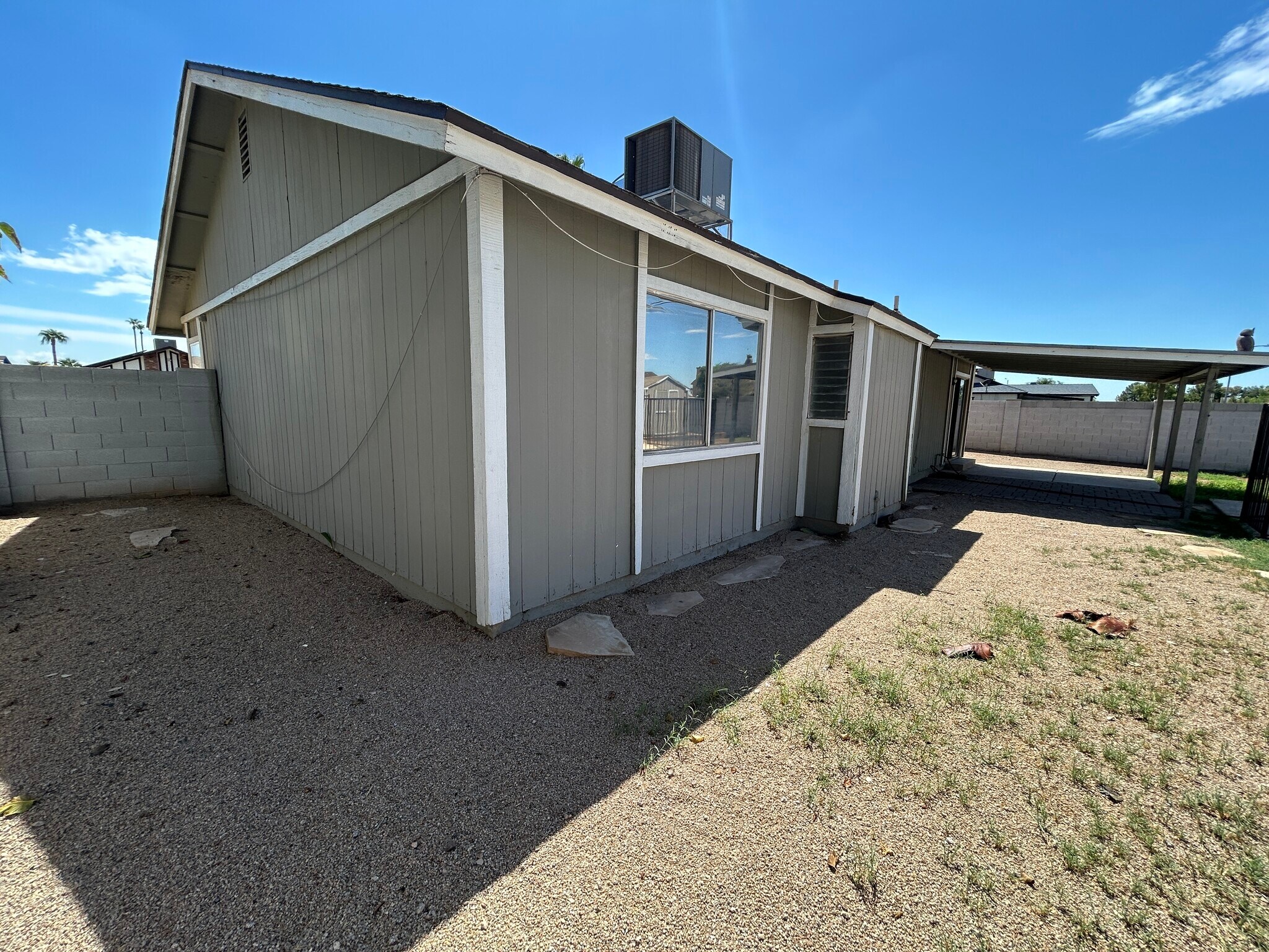 Building Photo - 6150 W Mauna Loa Ln