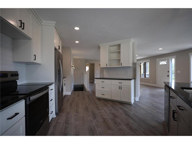 Building Photo - 3305 200th St W