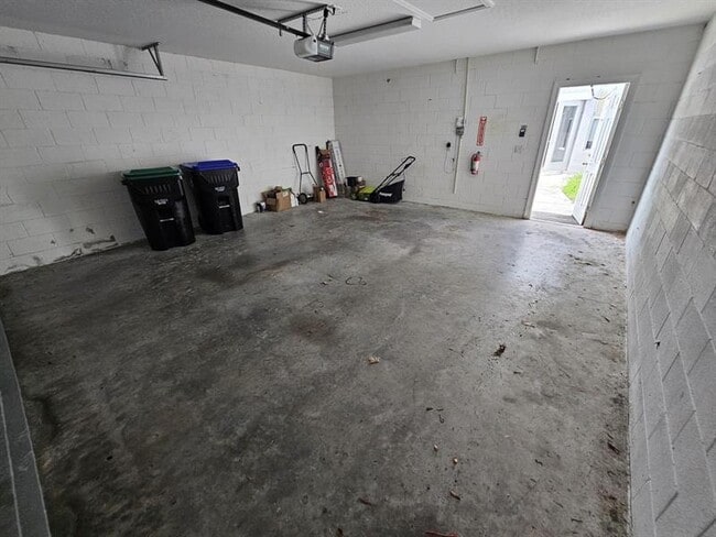 Building Photo - 12526 Cruxbury Dr