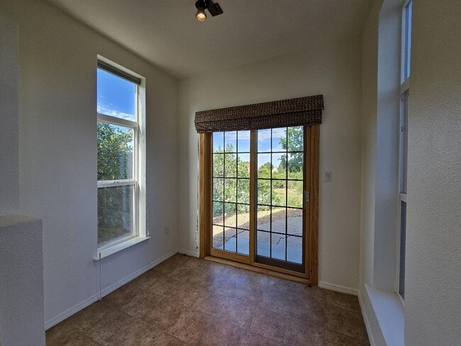 Building Photo - 4252 Falling Star Ln