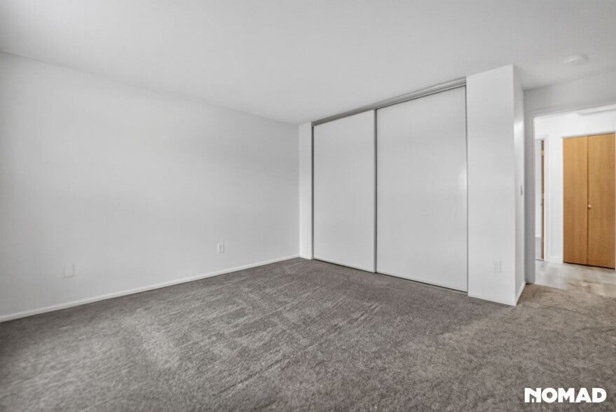 Building Photo - 5082 E 112th Pl