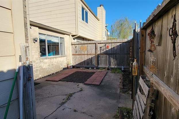 Building Photo - 6604 Montauk Dr