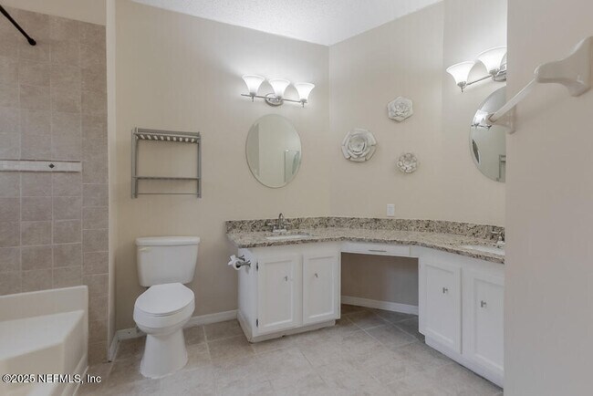 Building Photo - 3331 Ashridge Dr