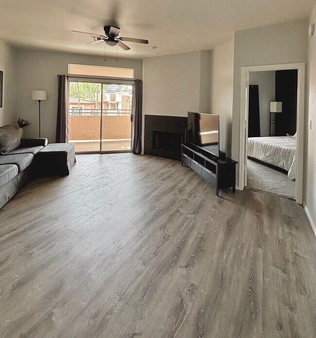 Building Photo - 10410 N Cave Creek Rd