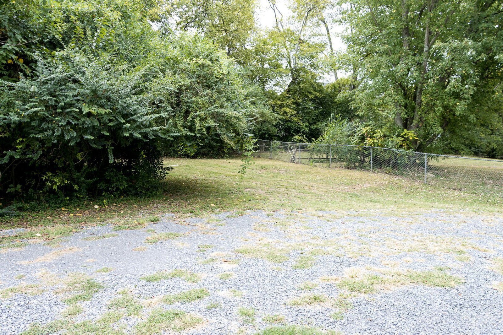 Building Photo - 2410 Hickory Valley Rd