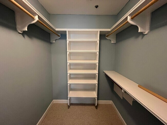 Building Photo - Excellent 2BD, 2BA Downtown Raleigh Condo ...