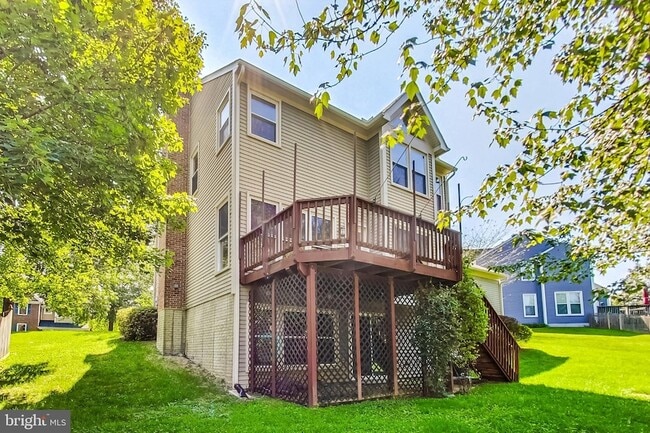 Building Photo - 6104 Cool Spring Terrace S