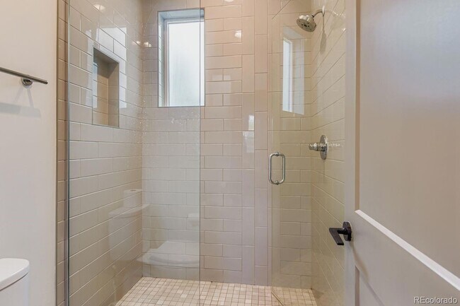 Building Photo - 1280 E Hampden Ave