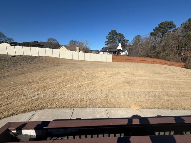 Building Photo - 2405 Twin Creek Ct SW