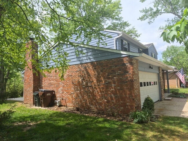 Building Photo - 8511 Coran Dr