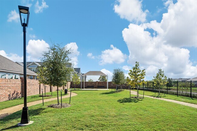 Building Photo - 2310 Bailey Flds Ln