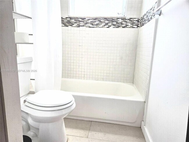 Building Photo - 1700 NE 191st St