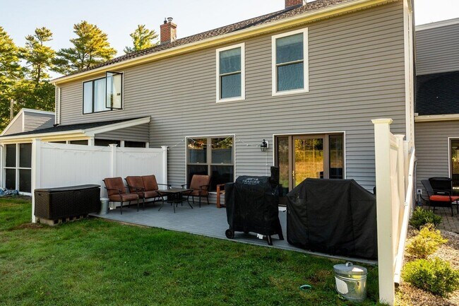 Building Photo - 7B Gagnon Hill Rd