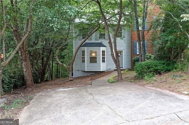 Building Photo - 1697 Cedar Bluff Way
