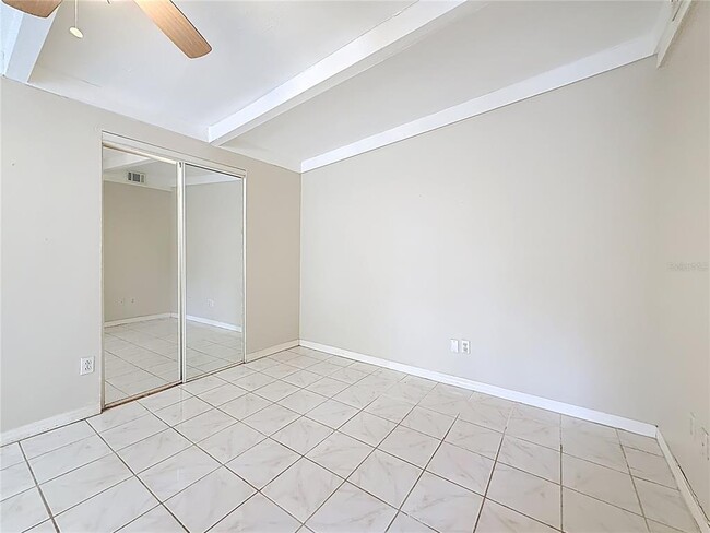 Building Photo - 6709 Orchard Dr N