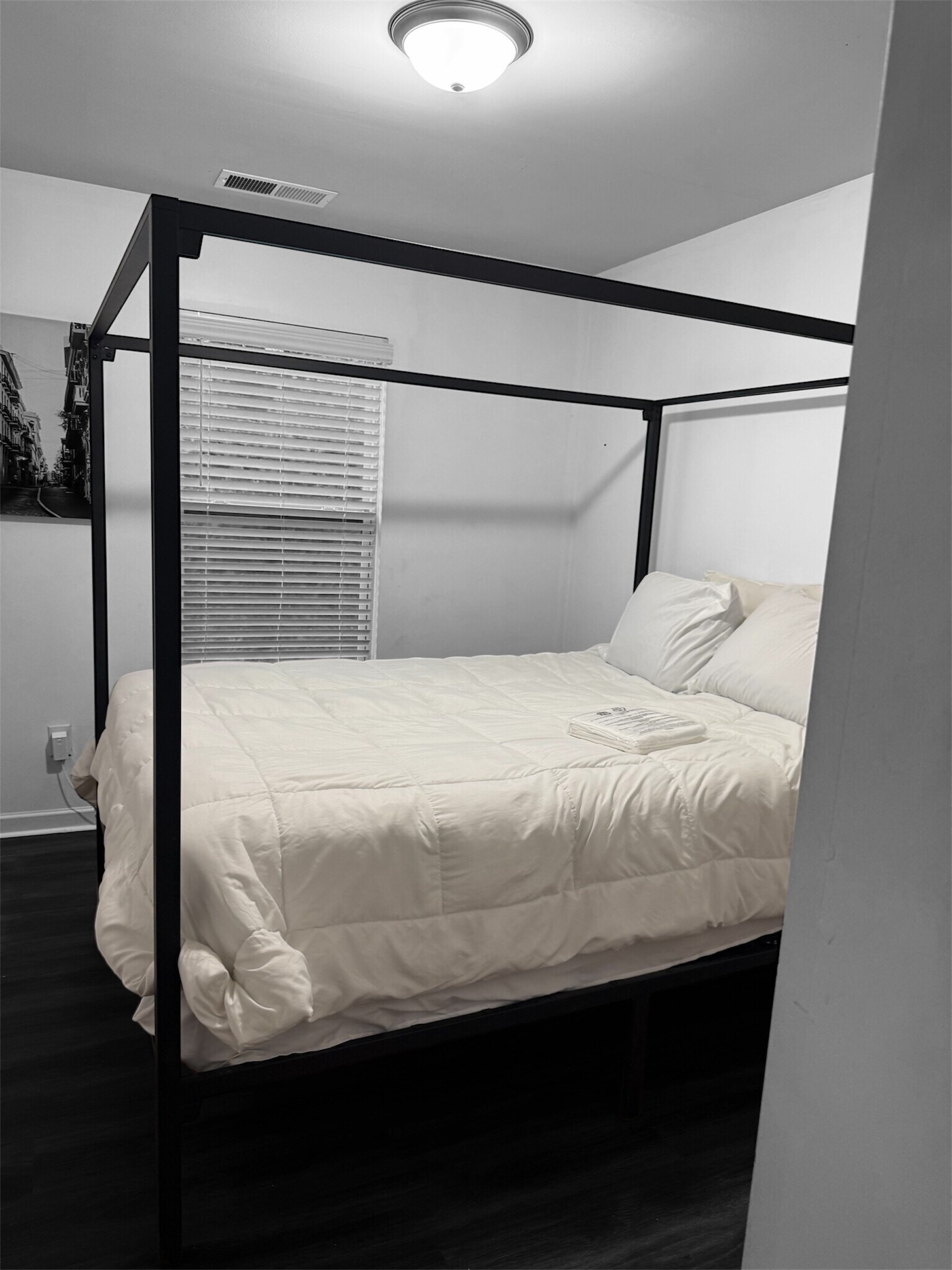 2 room - 5914 Cassie Dr