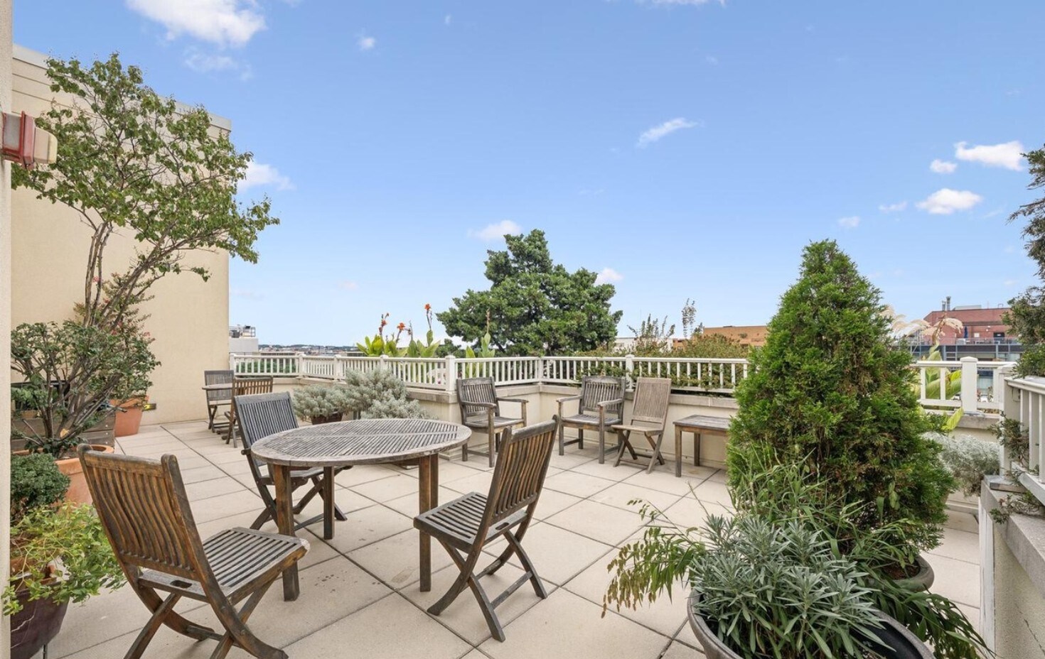 Building Photo - 1111 11th St NW