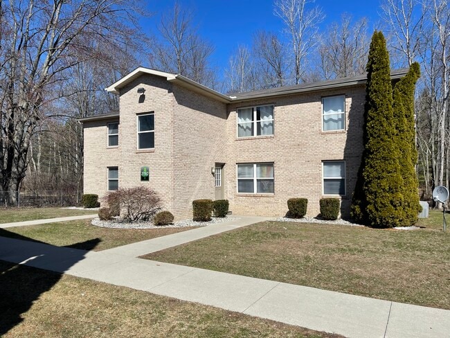 Building Photo - 3758 W Water St