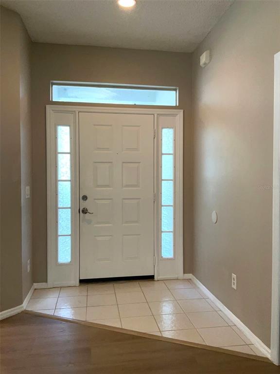 Building Photo - 1318 Lake Biscayne Way