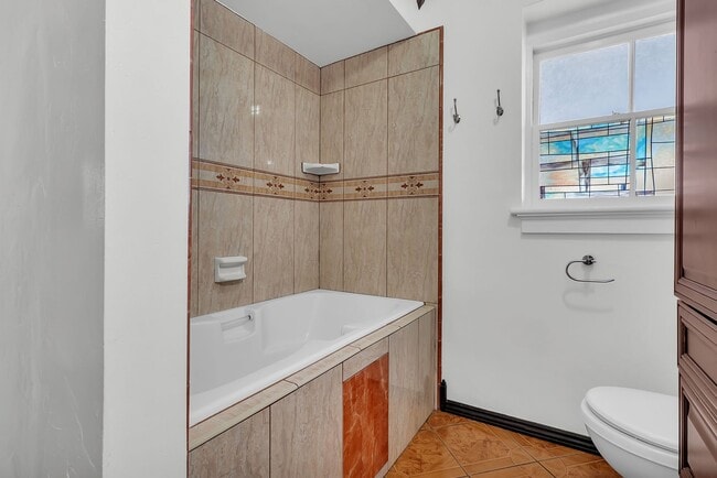 Building Photo - 1501 Revere Ave