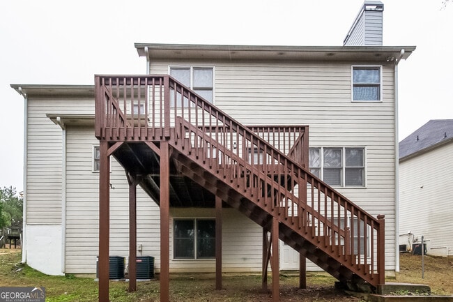 Building Photo - 2485 Worthington Dr