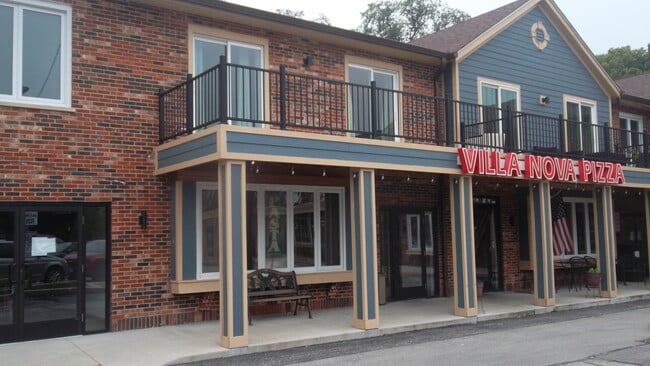 Building Photo - 850 N State St