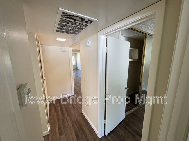 Building Photo - 6416 Miles Ln