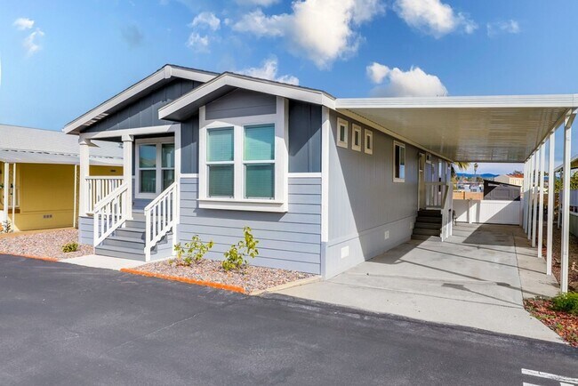 Building Photo - 1219 E Barham Dr