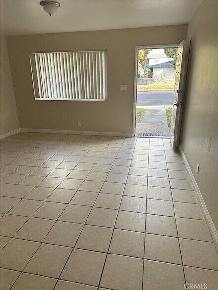 Building Photo - 4505 Canoga St