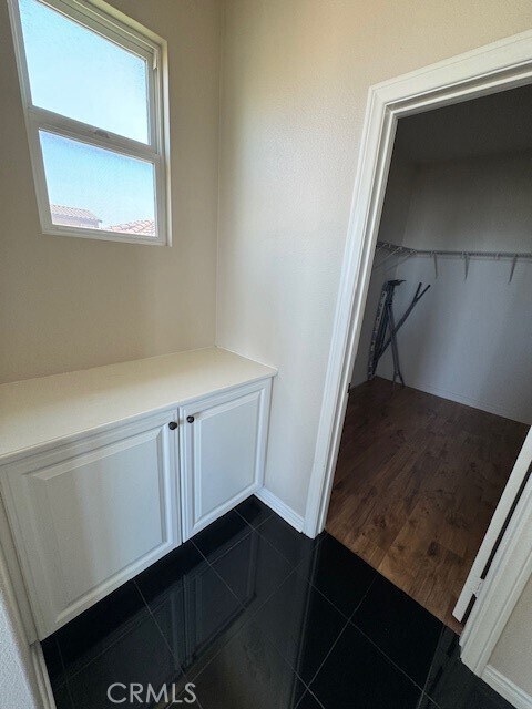 Building Photo - 16034 Skyridge Dr