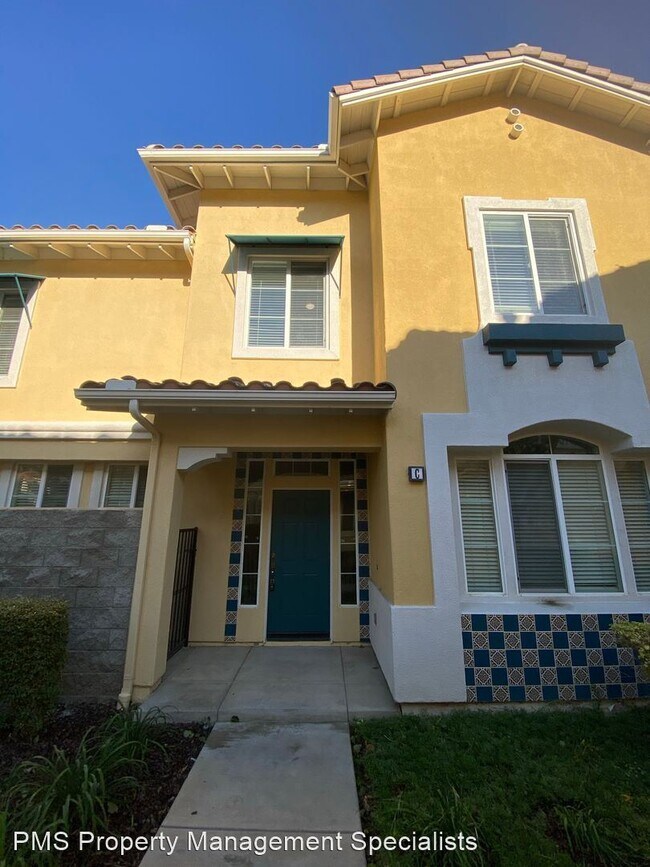 Building Photo - 3 br, 3 bath House - 4153 Laredo Ln #C