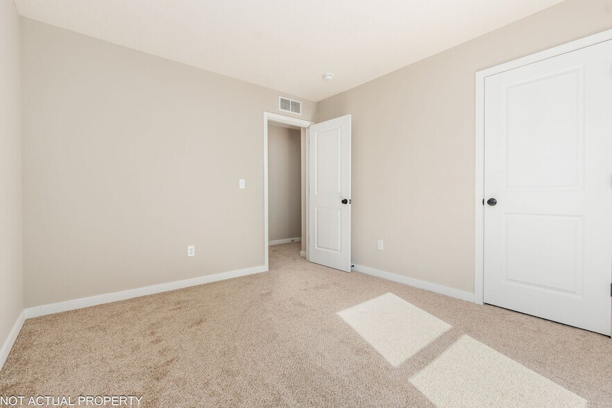 Building Photo - 429 Postle Blvd