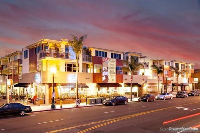 Primary Photo - 687 S Coast Hwy