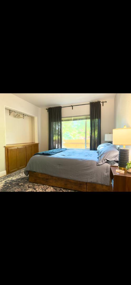 Building Photo - 4000 4th Ave