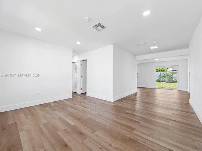 Building Photo - 10530 SW 146th St