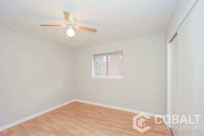 Building Photo - 905 Greenwood Ave NE