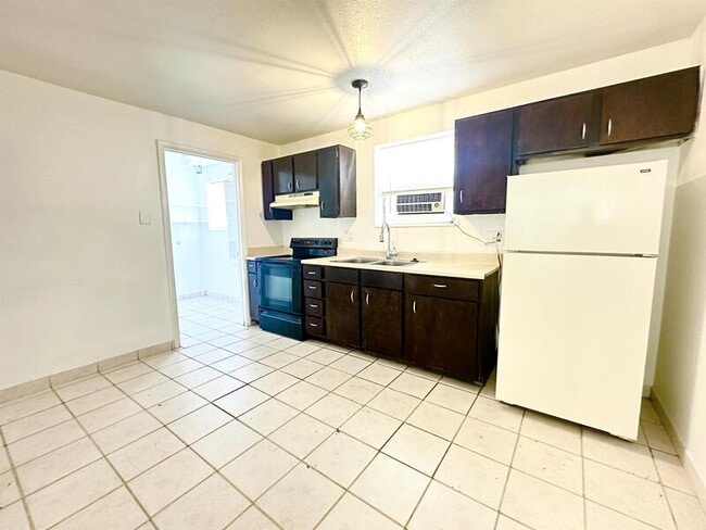 Building Photo - 3251 S 4140 W