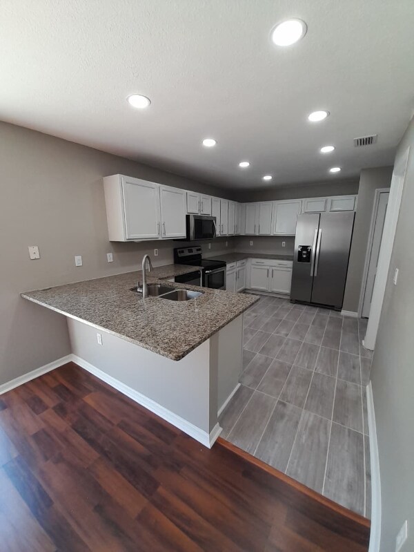 Building Photo - 15060 SW 39th Cir