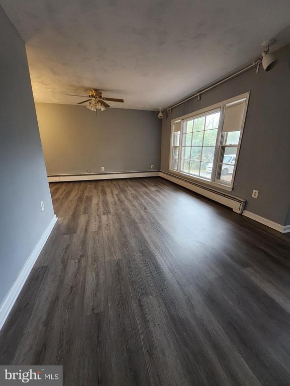 Primary Photo - 13723 Dumfries Rd