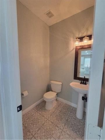 Building Photo - 107 Redwood Ln