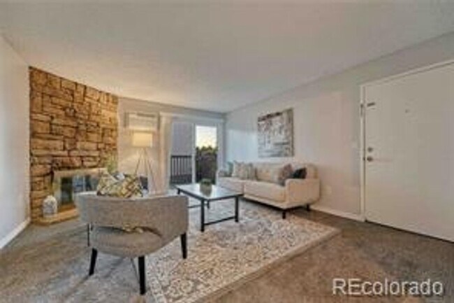 Building Photo - Charming 1BR Condo in Lakewood