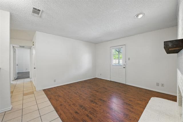 Building Photo - 6198 Vega Dr