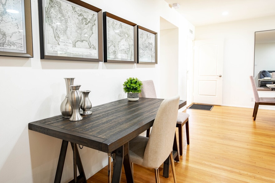 Building Photo - 9088 Emperor Ave