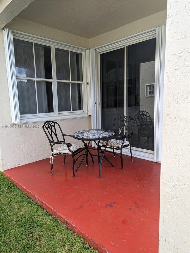 Building Photo - 876 Sand Creek Cir