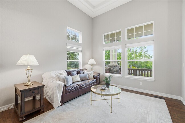 Building Photo - 2212 Ridgetrail Dr