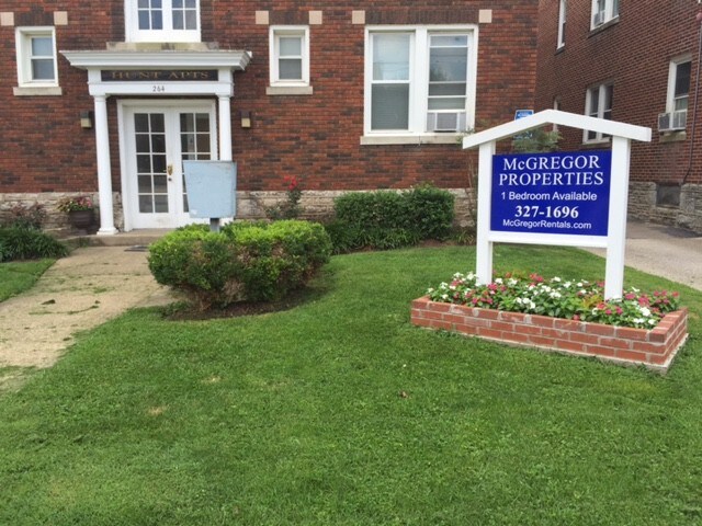 Building Photo - 261 Lyndhurst Pl
